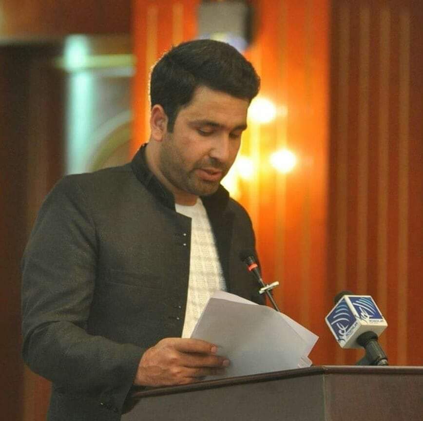 د شېخ او دروېش اړیکه